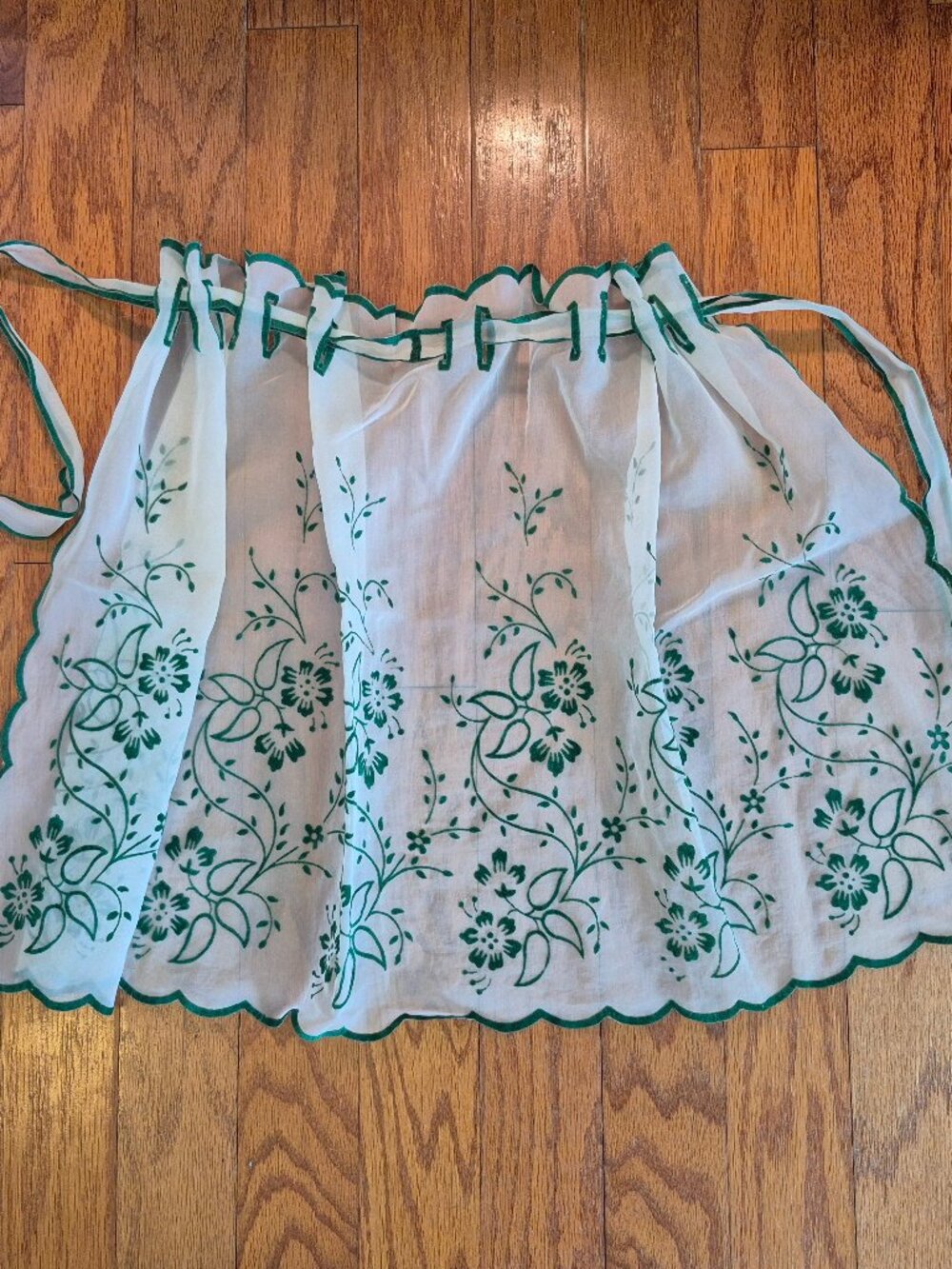 Vintage 50s Chiffon Apron Emerald Green Floral